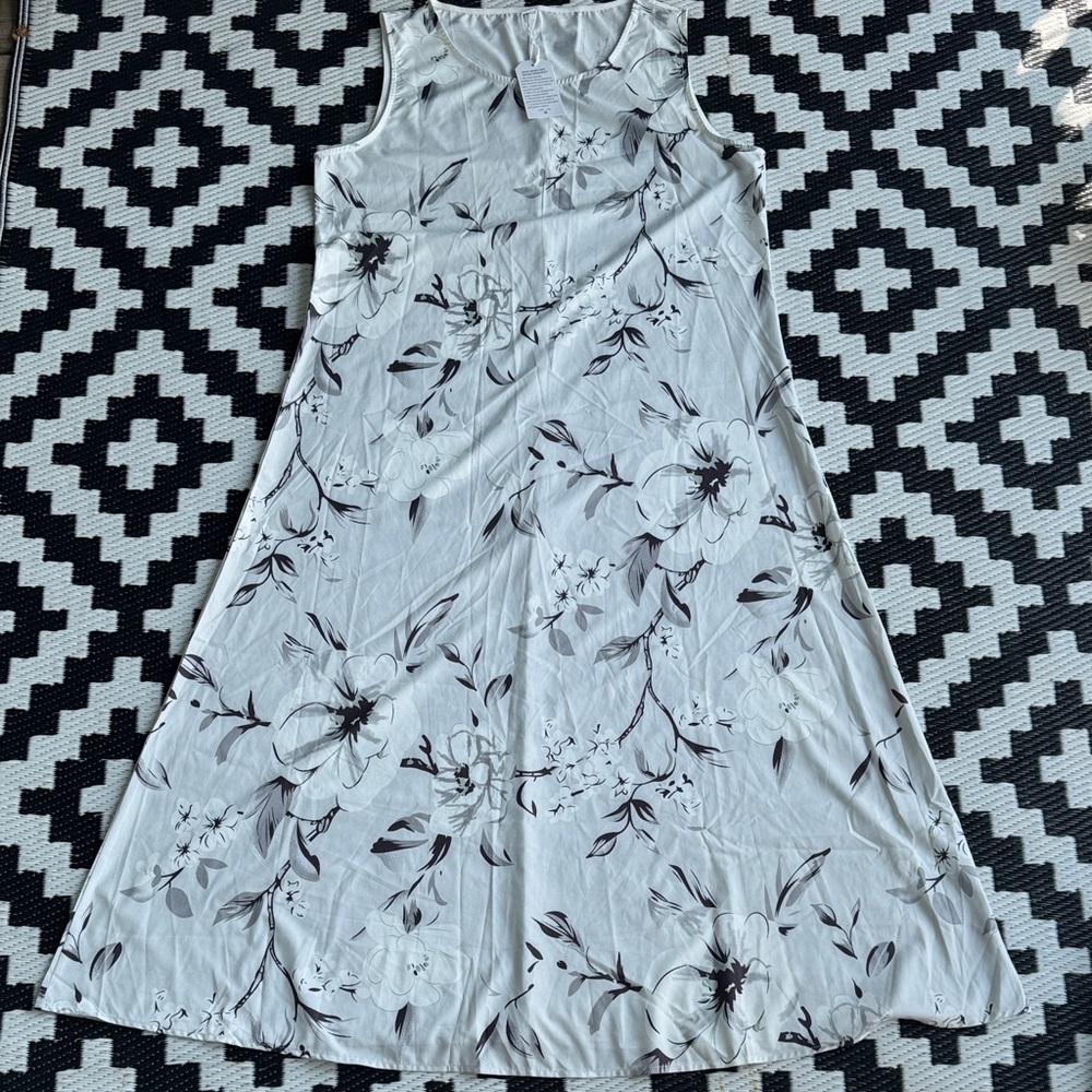 Sleeveless Dress - XL
